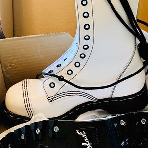 NEW Gripfast Combat Boots!  Unisex. Size 7 Women